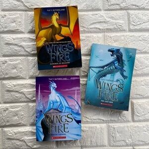 Wings Of Fire lot Books #2 #7 #10